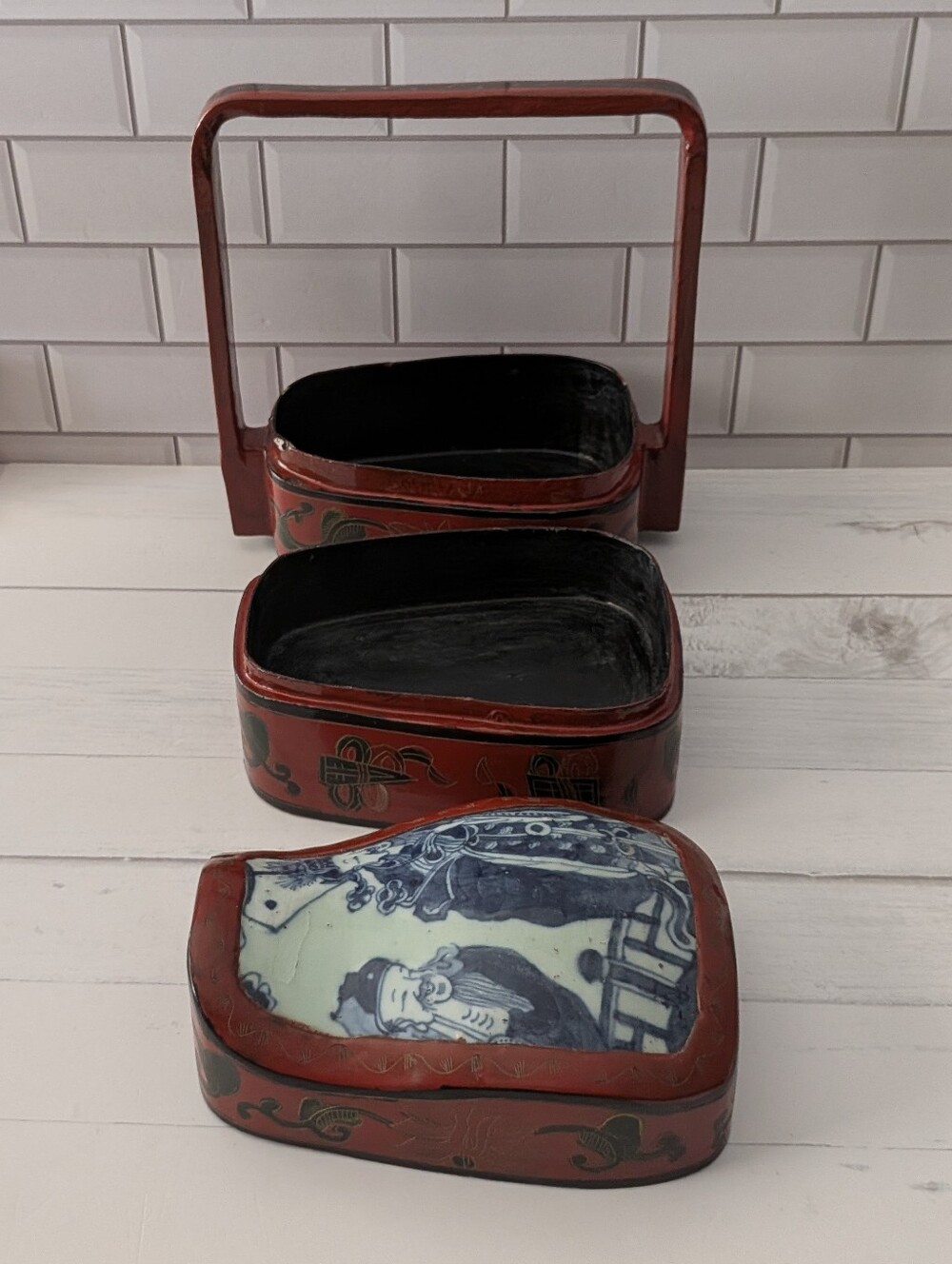 Antique Chinese Wedding Basket, Chinese lunchbox, Porcelain Plaque Insert - Picture 5 of 12